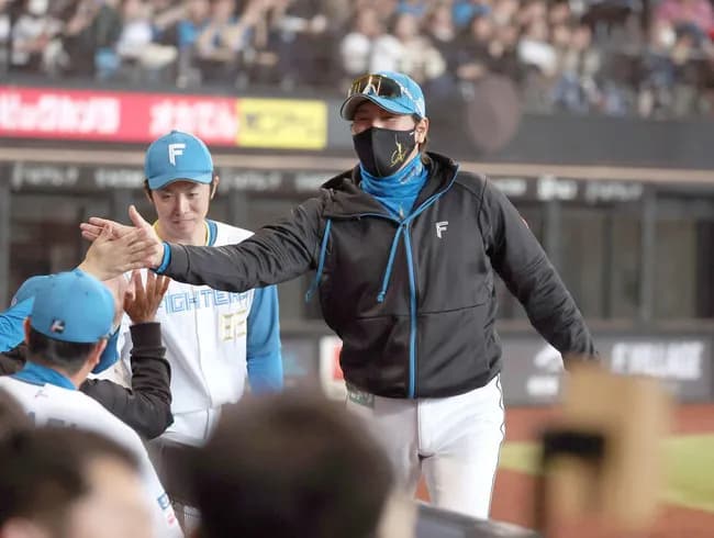 新庄剛志、日本ハムファイターズをたった3年で強豪チームに変貌させる