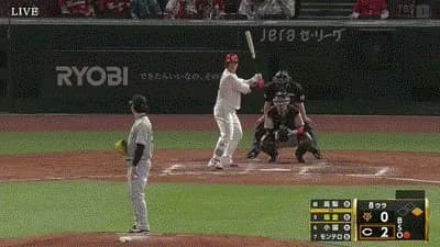 【広島対巨人8回戦】巨人・高梨、8回1アウト一塁から登板するもボーク→タイムリーツーベースで失点…