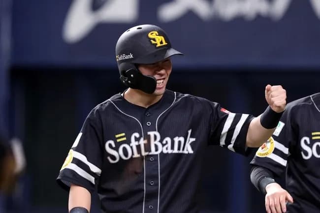 4番中村晃wwwwwww