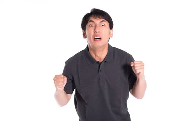 【画像】男「容姿にコンプが…」理解のない彼女(全盲)「全盲だから気にしないよ!」男「はあああ!?」