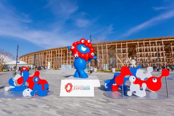 【動画】万博の自販機、虫だらけで地獄のような光景にwwwww