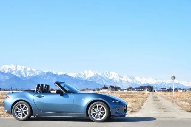 オープンカーとかいう一度は乗ってみたい車