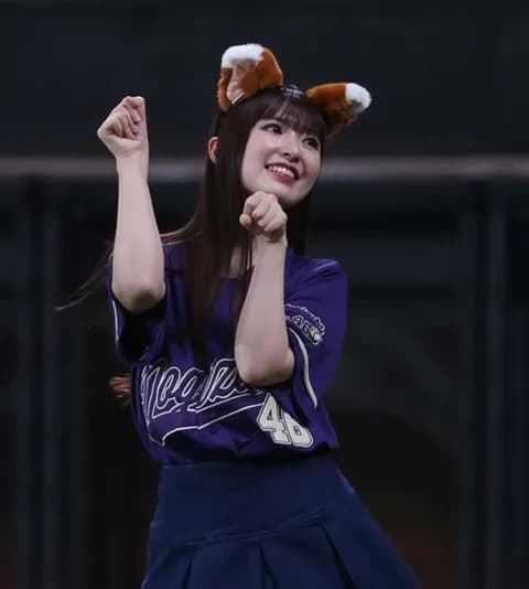 【日本ハム】「破壊力ヤバっ!」乃木坂46の金川紗耶、小川彩、長嶋凛桜がきつねダンス披露