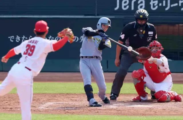 【阪神】16試合ぶり3安打の中野拓夢「昨日から感覚的によかった」終盤猛攻のキーマンに