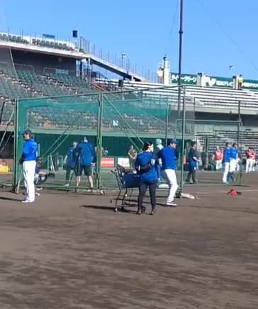 DeNA筒香、山本、松尾、度会が早めの打撃練習 本日スタメン抜擢か