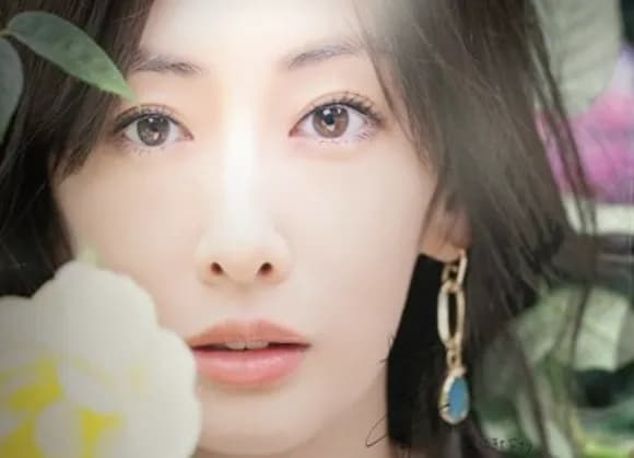 【画像】北川景子さんのミニスカ美脚wwwwwwwww