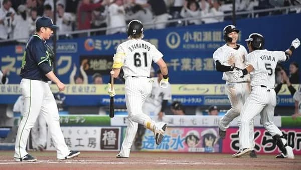 【借金21】ヤクルト、連続暴投でロッテにサヨナラ負け