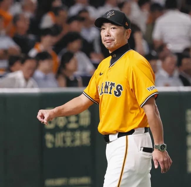 【悲報】巨人阿部監督、パ・リーグ相手に甲斐を使うと必ず4失点以上する事に気付かず今日も負ける