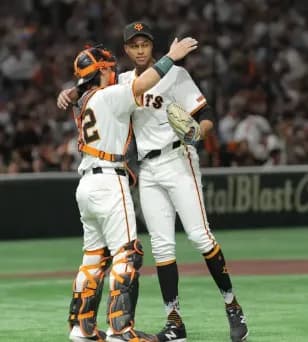 【朗報】ライデルマルティネス(年俸12億)開幕28試合連続無失点中←これwwwwwwwww