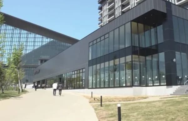 斎藤佑樹さん、エスコン近くに飲食施設をオープン!実業家として大成功してしまう