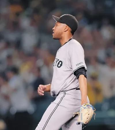 中日スポーツ「ライマル神話 終ー了ー」