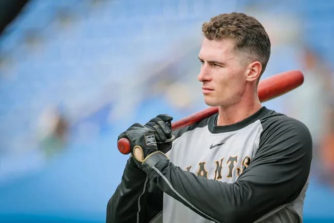 巨人・フルプが左手首負傷 育成から支配下昇格したばかり 二岡ヘッド「様子を見て」