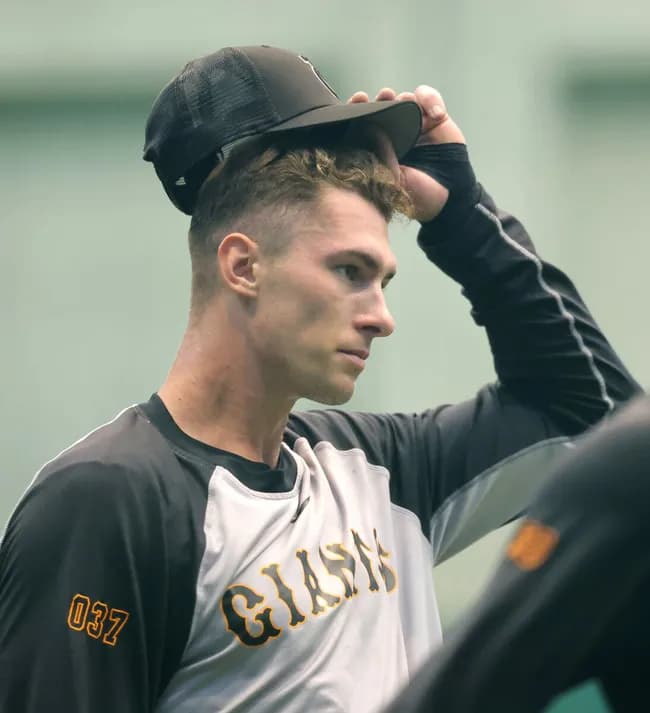 【巨人】フルプ左手有鉤骨骨折