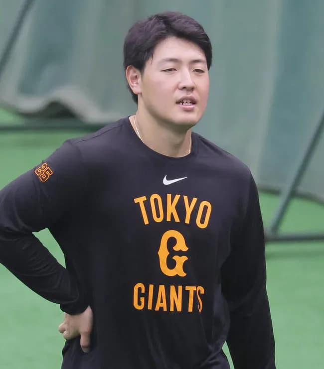 【巨人】左肘じん帯損傷の岡本和真がトレーニング 打撃練習再開見通しは7月末予定