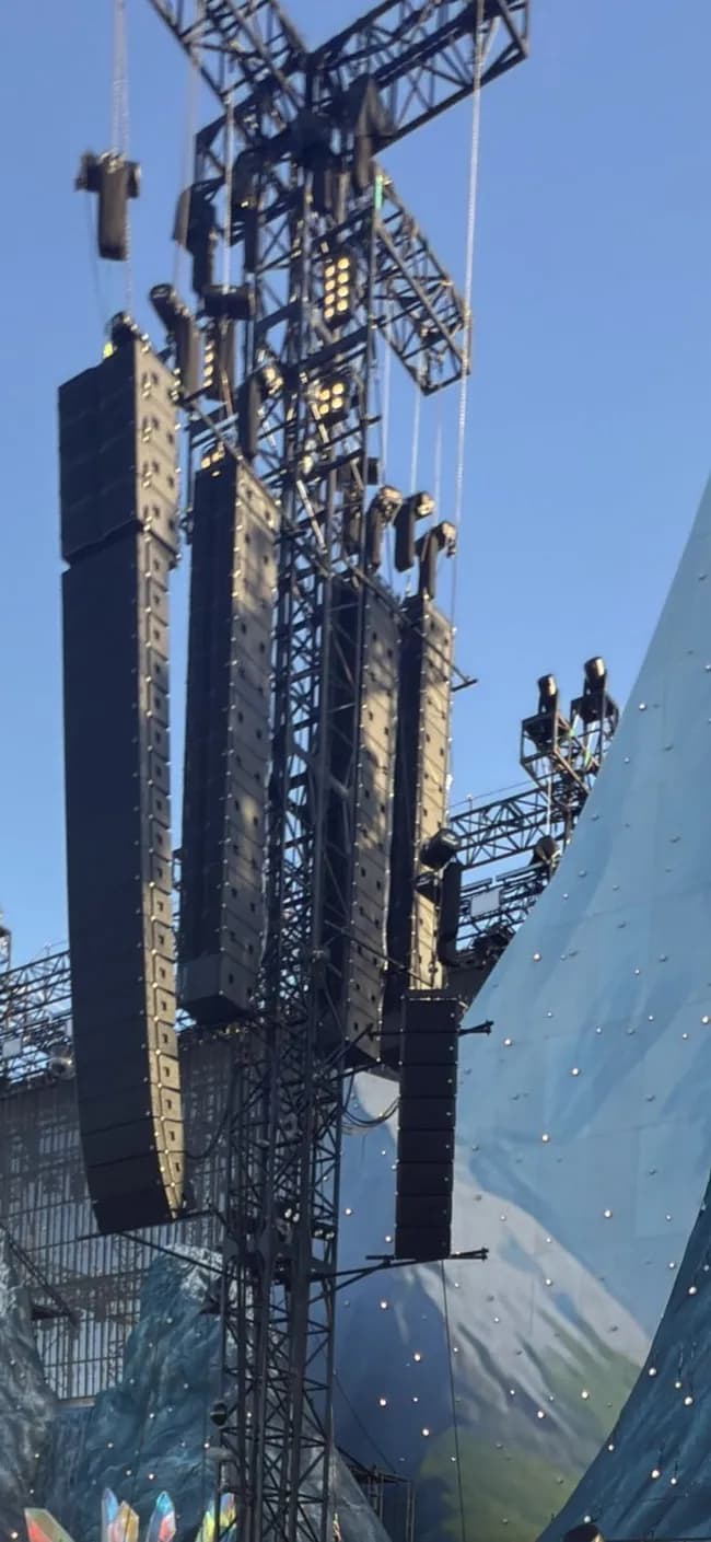 【画像】ミセスのライブ、音響兵器だった