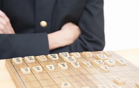 【議論】著名フェミニスト「女流は差別。女性もプロ棋士になれるべき」←これどう思う?