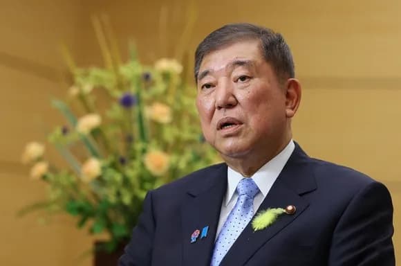 【悲報】石破茂さん、戦後80年の見解すら出せず逃亡wwwwwww