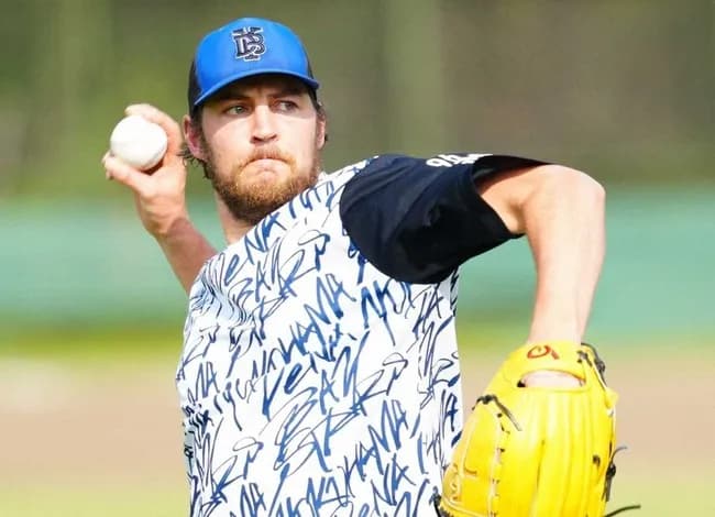 DeNA・バウアー「腰の違和感」で10日の先発予定を回避 三浦監督が明言 代わりに石田が先発