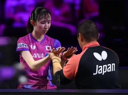 【悲報】卓球、張本美和が疑問と怒りで大号泣「コーチが治療するのは一番疑問」早田に敗れ