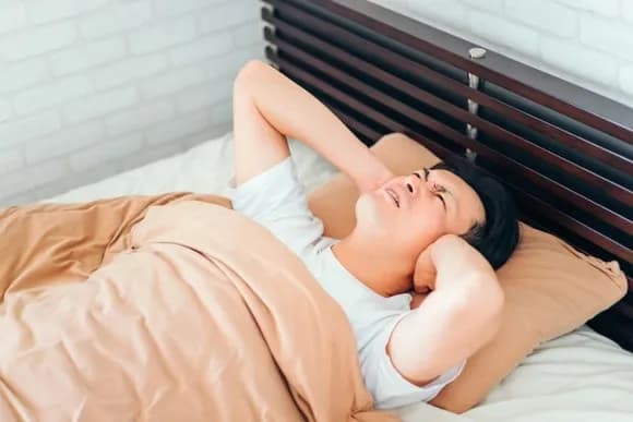 【急募】一瞬で寝れる方法教えて・・・・・!!!