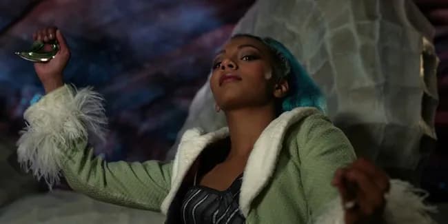 【画像】ワンピースの実写のビビwwwwwwwww