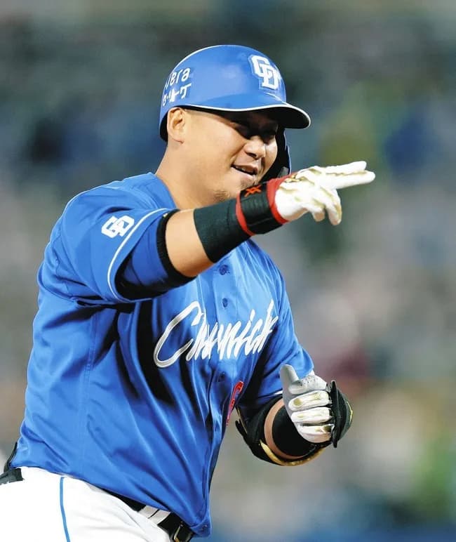 中日、中田翔、「話そうや」5月に記者が聞いた「腰が駄目やったら…」切り出した引退「最後は野球を好きになって終わりたい」