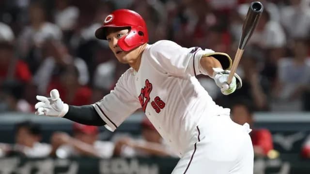 カープ中村奨成4安打!小園猛打賞1打点!佐々木マルチ!遠藤3.1回6失点炎上【広島2-7ヤクルト/試合結果】