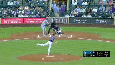 大谷翔平、第一打席で三試合連続安打となるライト前ヒット!!!!!!!!!