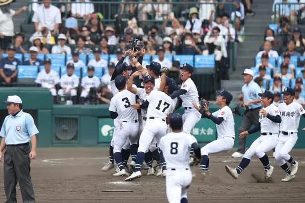 【朗報】沖縄県、甲子園優勝で全県民がお祭り騒ぎになるwww