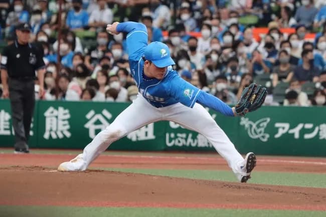 埼玉西武ライオンズの與座とかいう投手卑怯すぎんか?