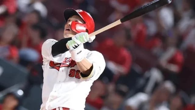 カープ中村奨成、打率.280&OPS.755まで急上昇!チーム内屈指の強打者へ成長中