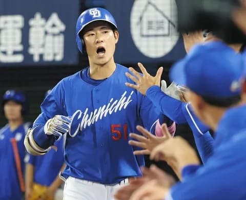中日上林、高木守道&ウッズ以来球団50年ぶりの15本塁打15盗塁達成