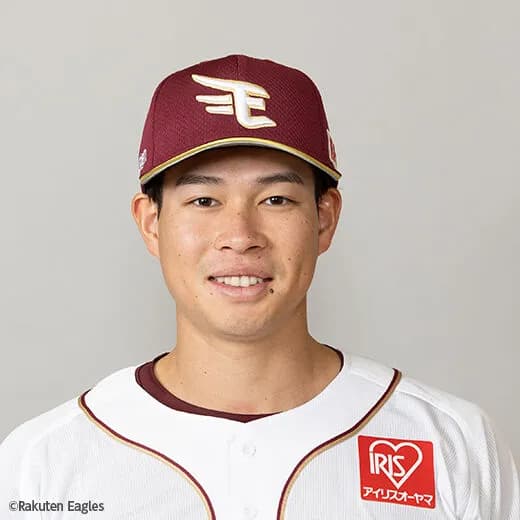 中島大輔 大卒2年目 UZR17.5(全選手中1位)