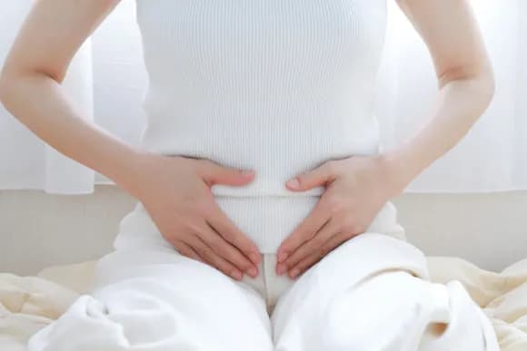 【悲報】ワイフリーター(34)、21歳の女子大生彼女を妊娠させてしまう・・・・・・