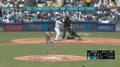 大谷翔平、第三打席でライト前ヒット!今季4度目9戦連続安打&26試合連続出塁!!!!!!!!!!!!!!