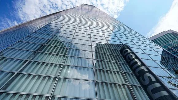 【衝撃】電通「40歳以上の社員は個人事業主にランクアップさせる。若手社員は個人事業主認めません」