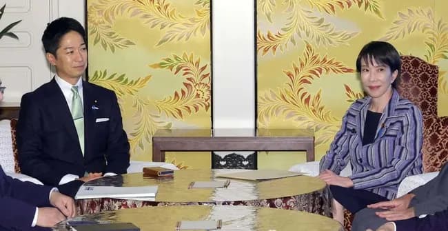 自民、議員定数削減を受け入れwwww