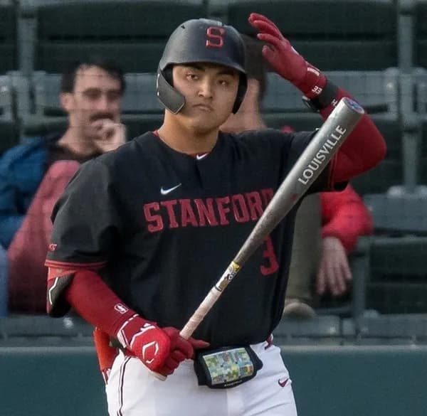 週刊ベースボールの12球団ドラフト採点 ヤクルトは低評価65点