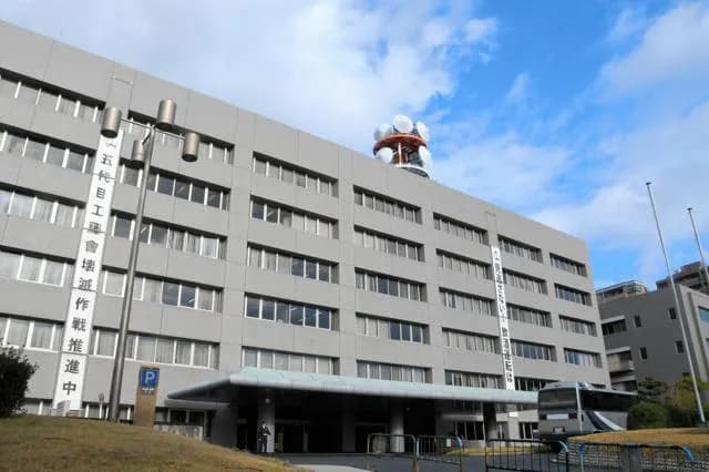 福岡県警の警視(51)、2000人以上盗撮して書類送検、停職3ヶ月の懲戒処分