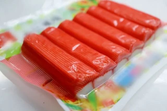 3大もの悲しい食べ物「カニカマ」「ラクトアイス」「魚肉ソーセージ」あとひとつ