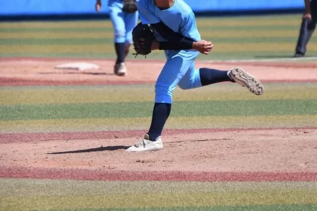 肩の強さってほぼ生まれ付きの能力で決まるよな?