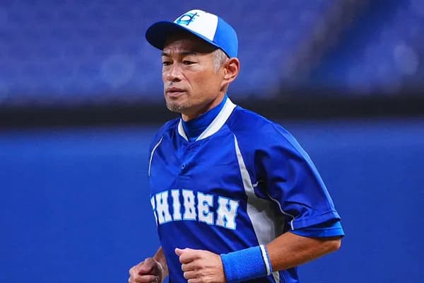 イチロー「彼女たちは絶対にしない。審判をリスペクトしている。」