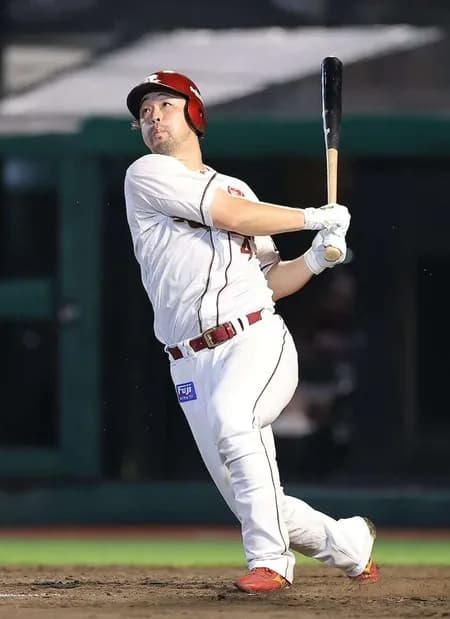 中日、阿部寿樹(35)の獲得調査 4年ぶり復帰へ