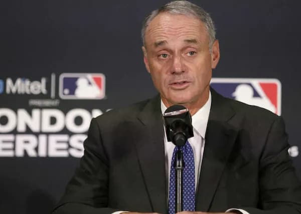 ネットフリックスがMLBにも参入!大リーグ機構がESPN、NBCユニバーサル含む3社と3年間の放送権契約...年総額1255億円