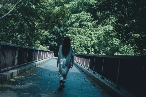 【疑問】実際「死後」とか「幽霊」とか存在しないよな・・・・・?