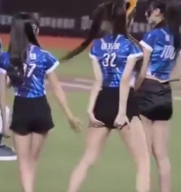 【動画】台湾チア、セクハラの決定的瞬間wwwwwwwwwwwwwwww