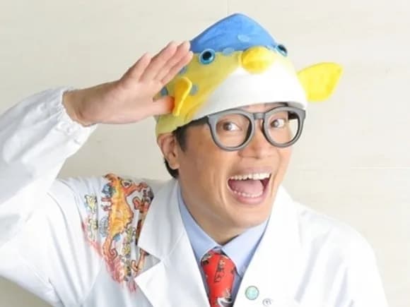 【悲報】さかなクン、キャラを作ってることを同級生が暴露「ギョギョギョなんて言わない」