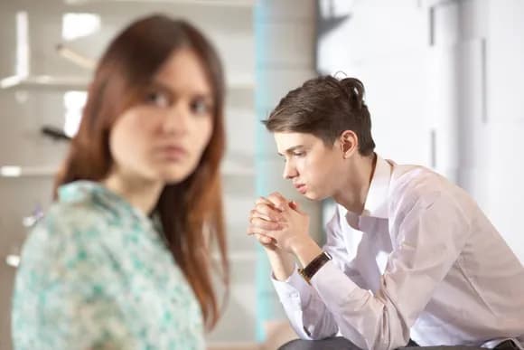 【悲報】嫁の話がおもんないのに、ずっと喋りかけてくるのを止めさせる方法・・・・