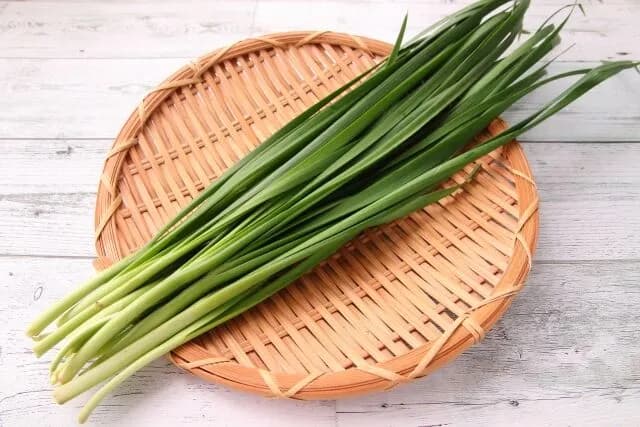 ニラとかいう美味い葉っぱwwww