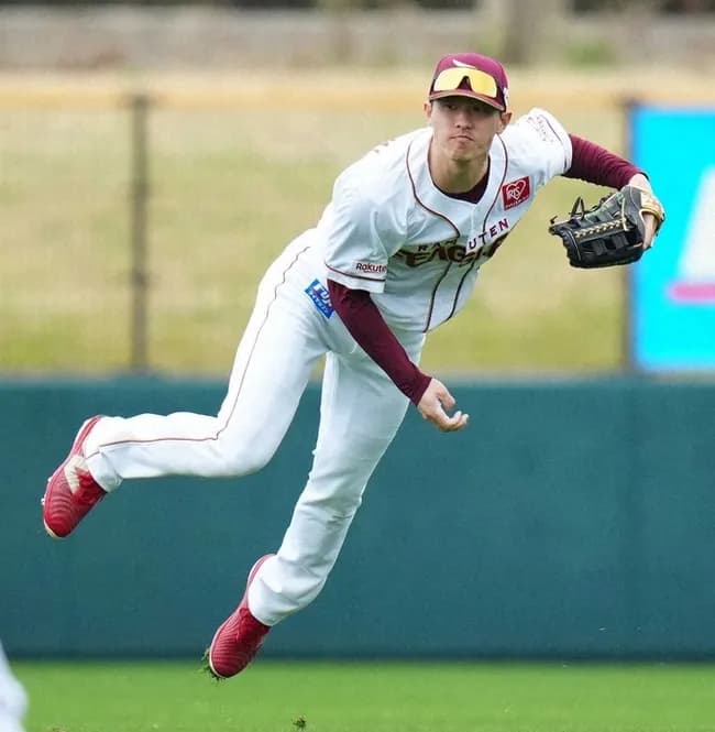 楽天・辰己 国内FA権行使も現状は「どこからも何もないです」